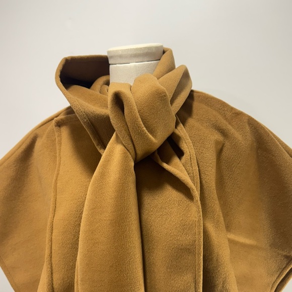 NWT Loft Sz XS luxuriously oversized wrap with removable scarf - Picture 6 of 12
